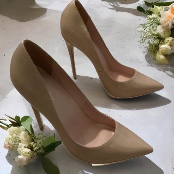 Elisabet Lang Nude Heels - Picture 3 of 11